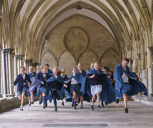 0006 12thSept2021 - the girls of Salisbury Cathedral Choir -  Photo by Ash Mills