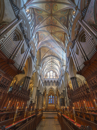 031 Salisbury Cathedral - 4thApril2021 - Photo by Ash Mills