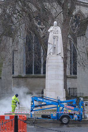 075 London - Magna Carta etc 5thFeb2015 - Ash Mills