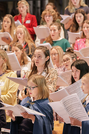 0059 30th Anniversary of Salisbury Cathedral Girls Choir - photo by Ash Mills