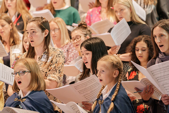 0058 30th Anniversary of Salisbury Cathedral Girls Choir - photo by Ash Mills