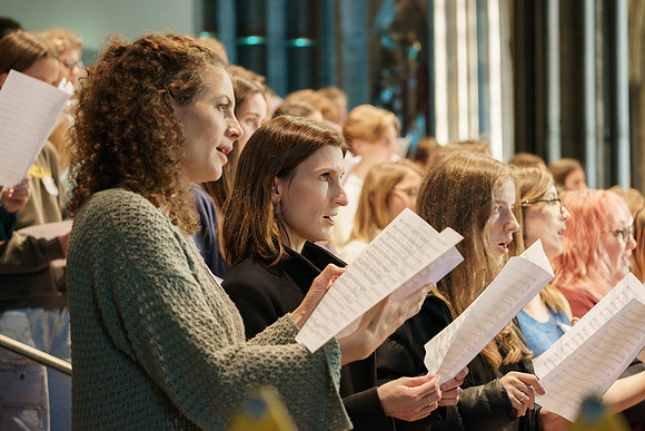 0145 30th Anniversary of Salisbury Cathedral Girls Choir - photo by Ash Mills